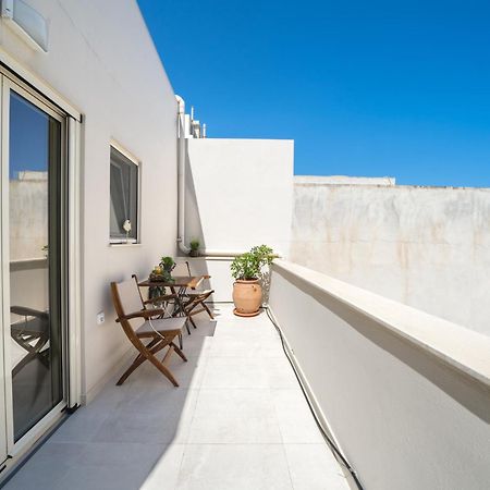 Alma City Center Apartment'S Candia Esterno foto